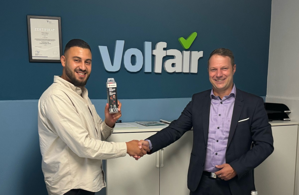 Volkan Babur von der Volfair GmbH in Hamburg und Antonio Niemer